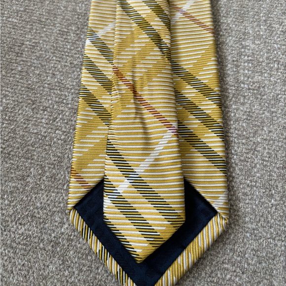✨BURBERRY London Plaid Check Tie Authentic - Picture 9 of 12